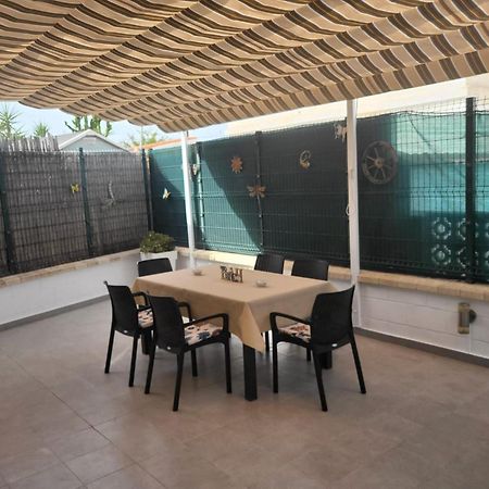 הוילה קמפואמור Magnifico Adosado Con Piscina Y Barbacoa מראה חיצוני תמונה