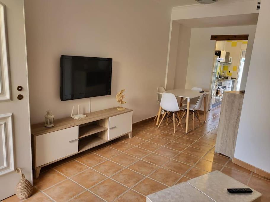 הוילה קמפואמור Magnifico Adosado Con Piscina Y Barbacoa מראה חיצוני תמונה
