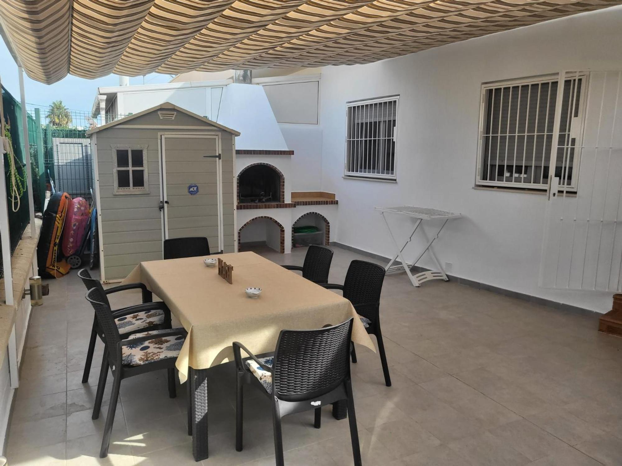 הוילה קמפואמור Magnifico Adosado Con Piscina Y Barbacoa מראה חיצוני תמונה